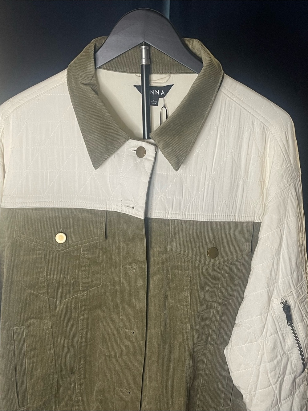 J.nna "Queen Kitty" Print Vintage Style Aviator Jacket in Olive Cream - Picture 12 of 14